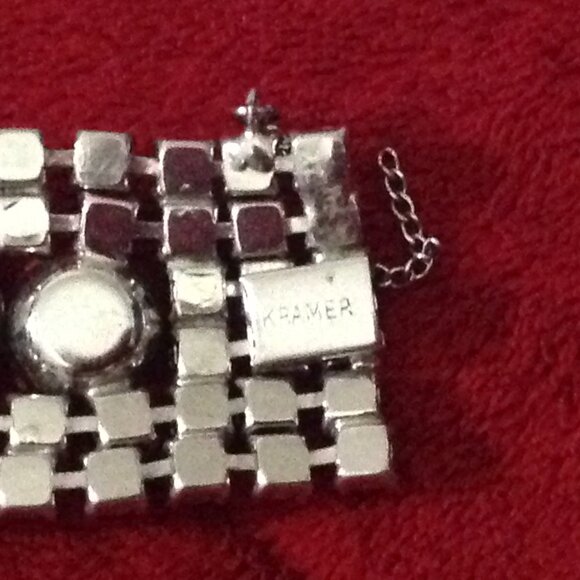 Vintage 1940s Kramer Rhinestone Rhodium-Plated Bracelet - Picture 5 of 6